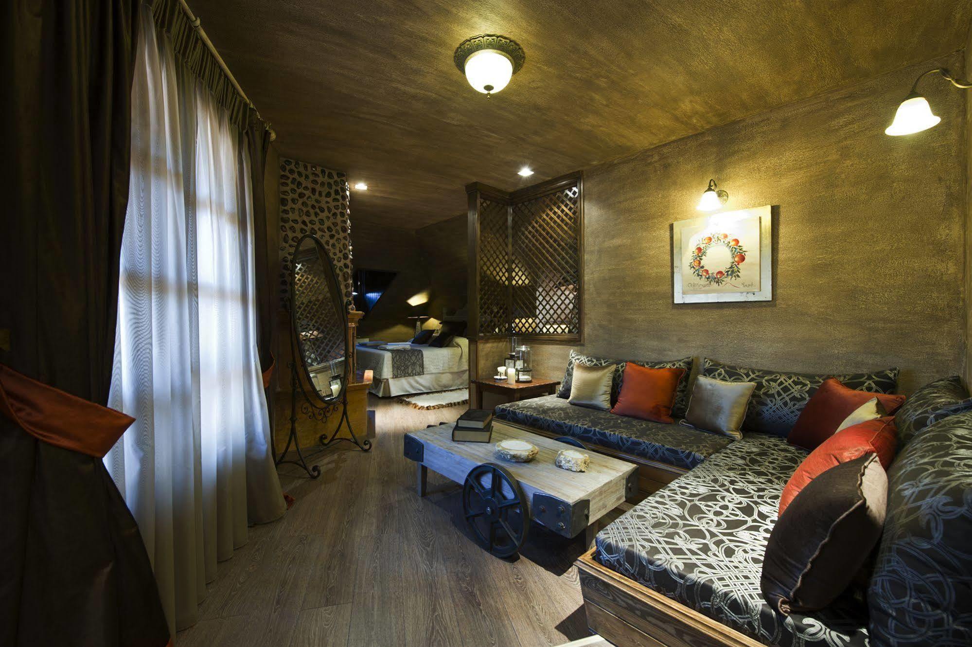 Aroma Dryos Spa & Eco Hotel ميتسوفو المظهر الخارجي الصورة