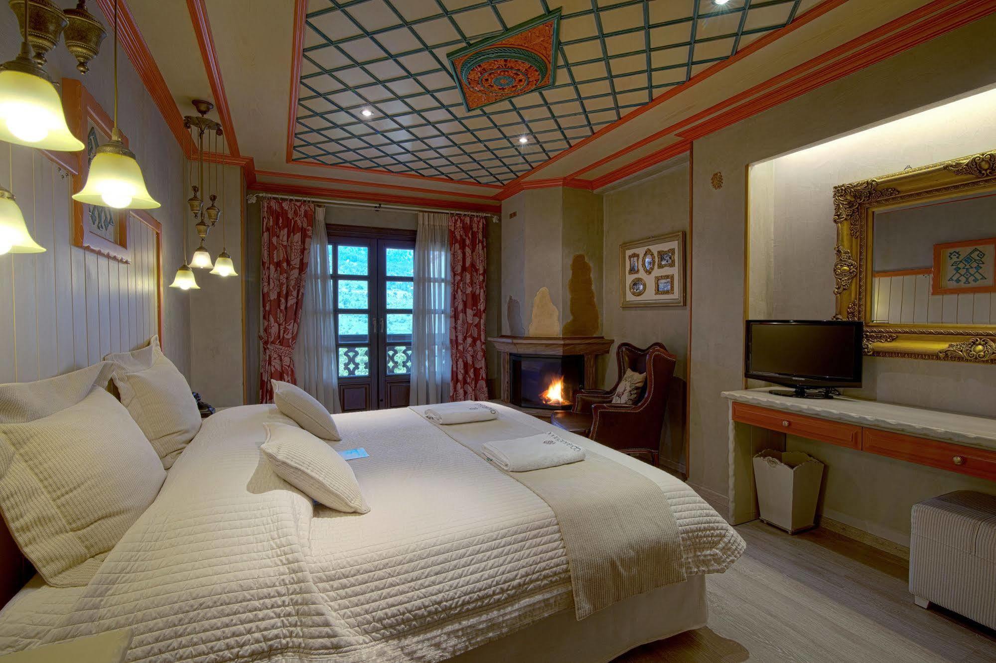 Aroma Dryos Spa & Eco Hotel ميتسوفو المظهر الخارجي الصورة